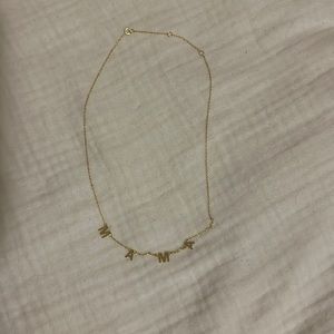 Gold “mama” necklace